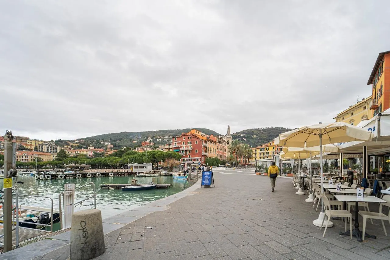 A Casa Di Chiara, Centro Lerici 50 Metri Dal Mare Apartment